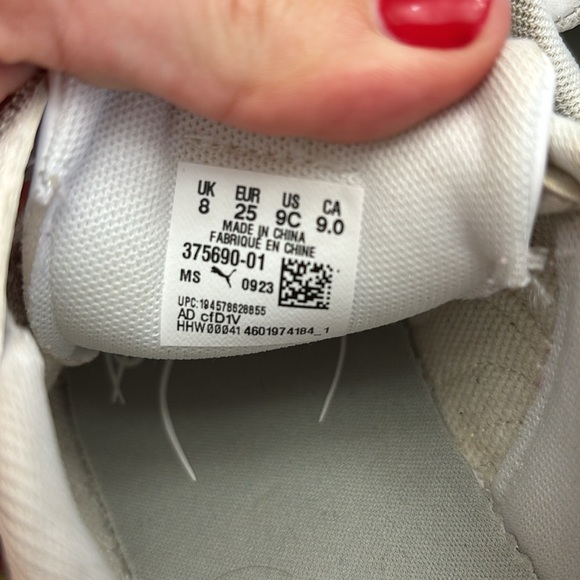 PUMA Shuffle Kids Shoes - Picture 4 of 4